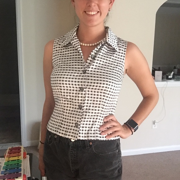 🎉3/$15🎉 Vintage Blouse - Picture 3 of 5